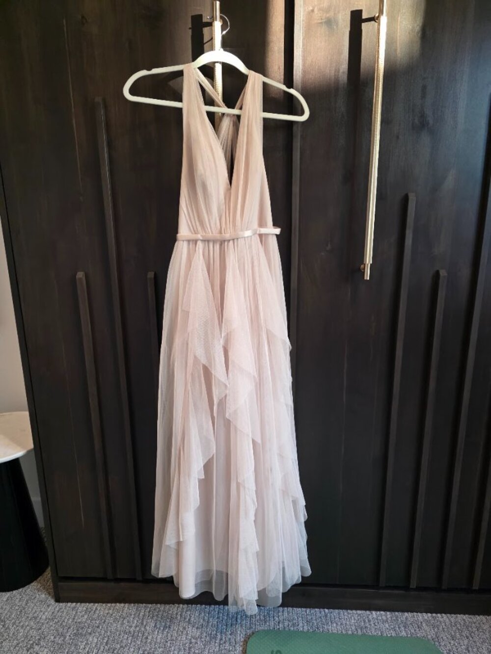 White By Vera Wang V-Neck Ruffled Tulle Evening Dress